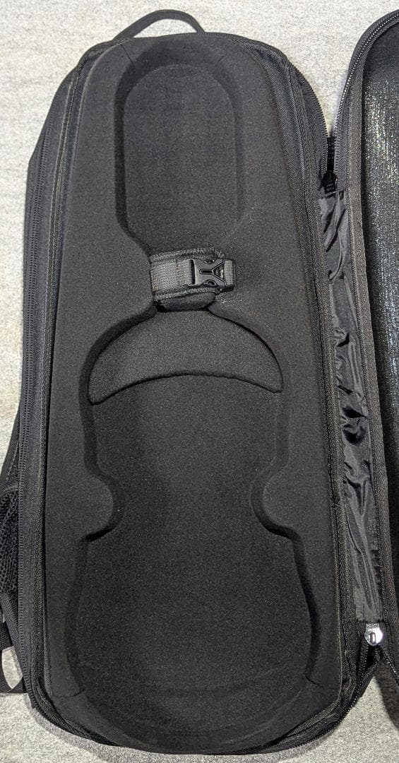 JML バイオリンケース　シェル構造バックパック型　カーボンブラックカラー