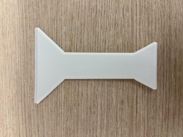 シルバー冷蔵庫 上部冷凍庫 仕切り棚付き 　　　( あや )