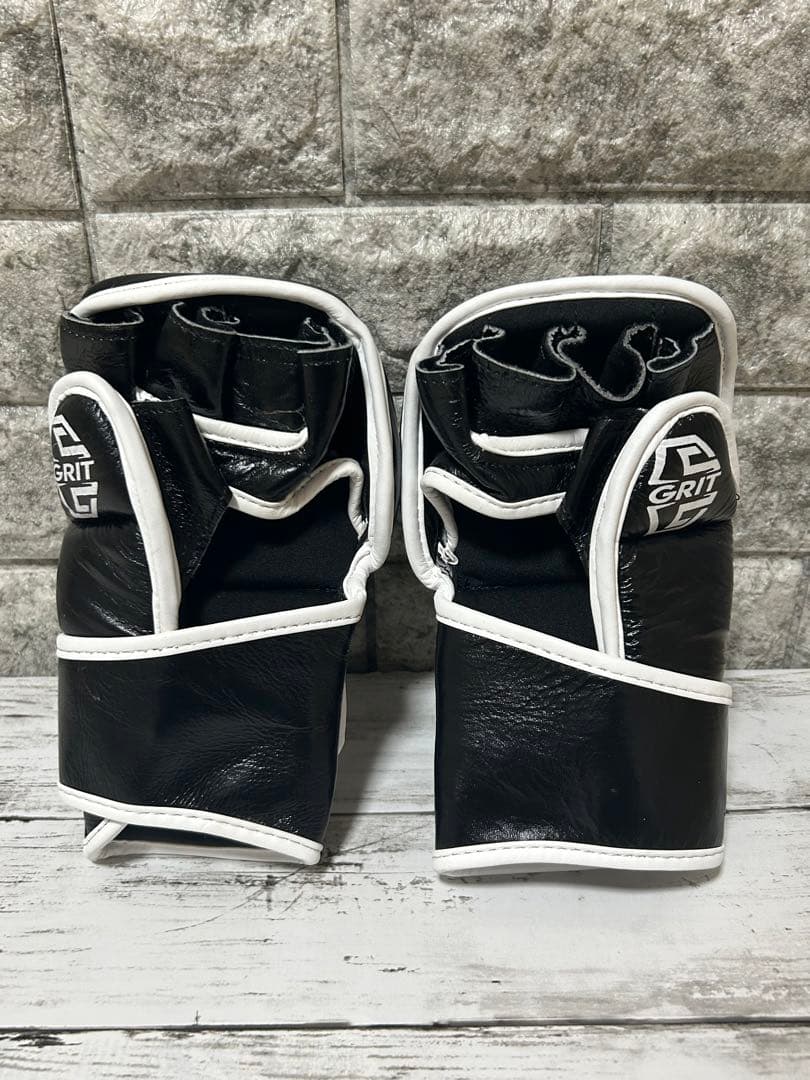 新品　GRIT オープンフィンガーグローブ 黒
