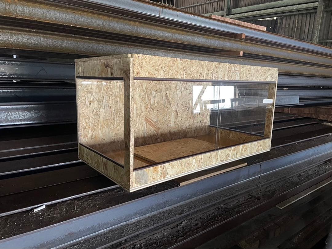 爬虫類ケージ　80×40×40 サイドアクリル仕様 飼育ケージ　ペット