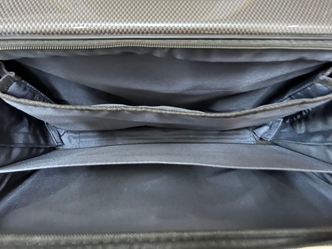 キャリーケース（機内持ち込み）28L・TSAロック・ワールドトラベラー