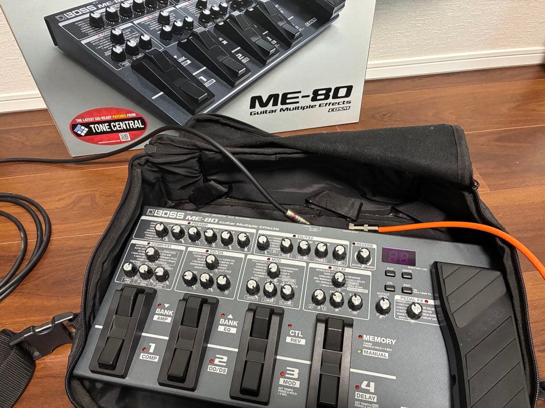 BOSS マルチエフェクター ME‑80（本体＋ACアダプタ ＋ ソフトケース）