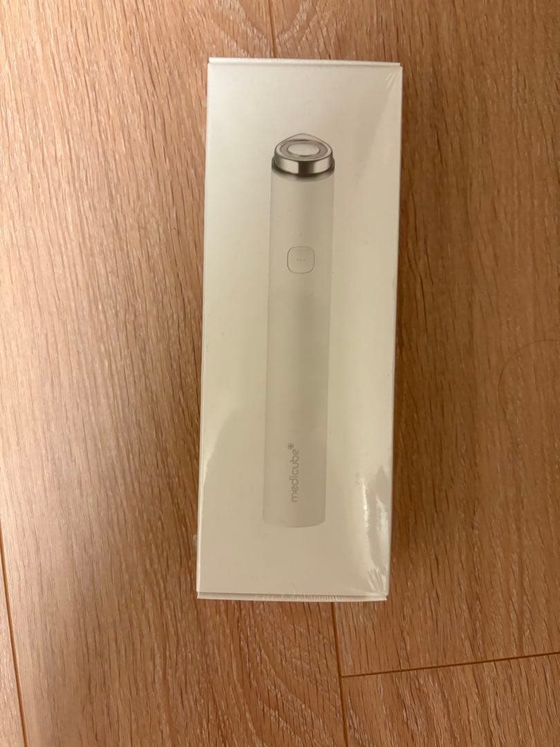 【新品未開封】メディキューブ AGE-Rブースタープロ ミニ ホワイト