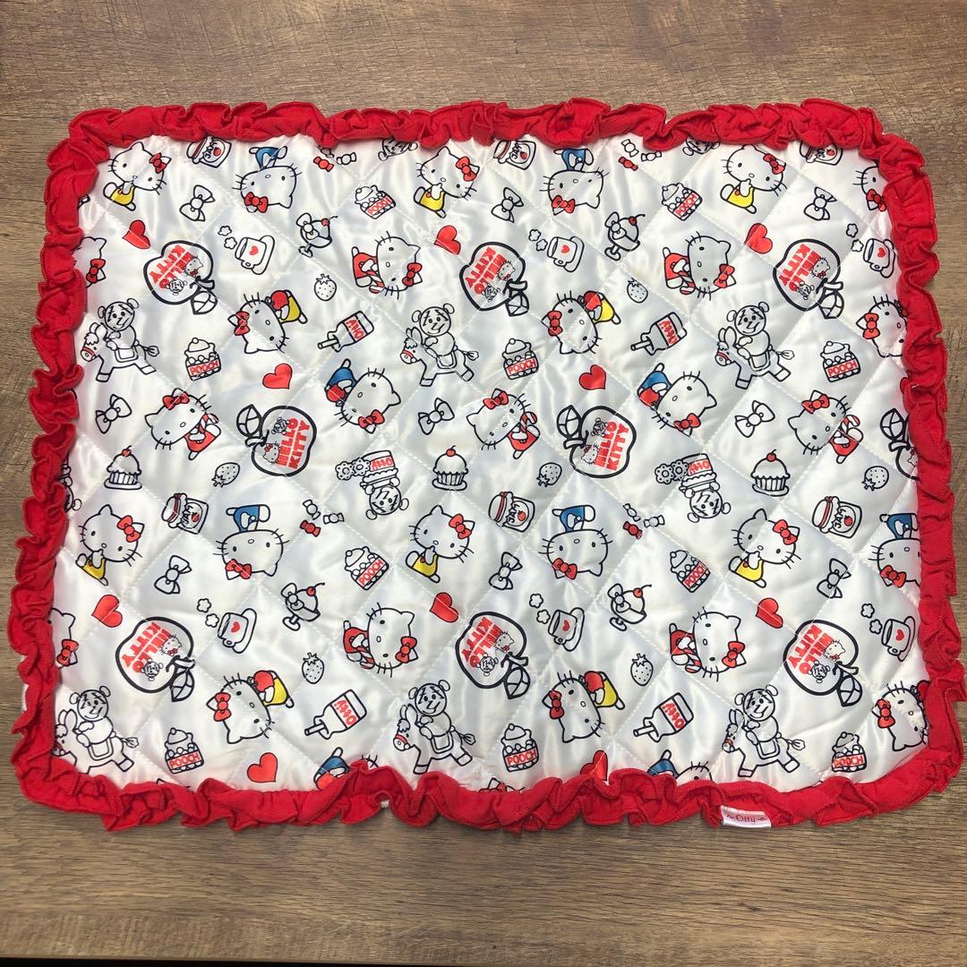 Otty＋HELLO KITTY フリル付きカフェマット