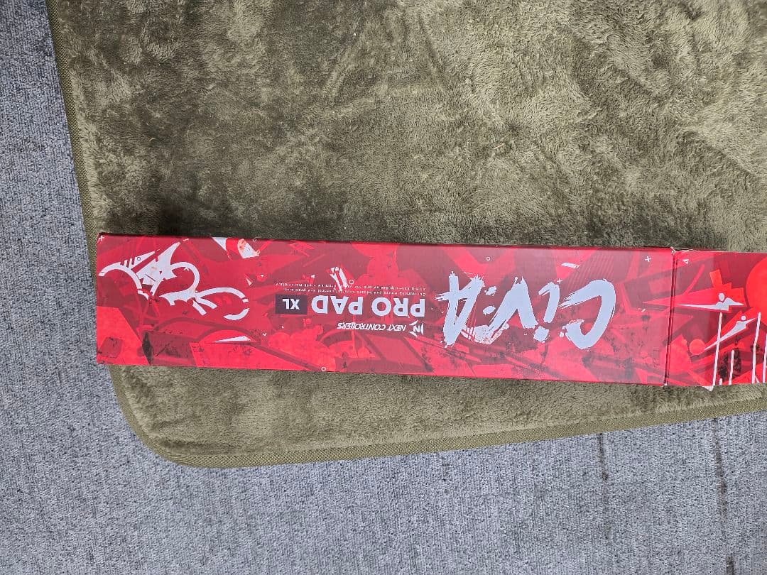 PS4本体　コード　純正コントローラー　マウスパッド