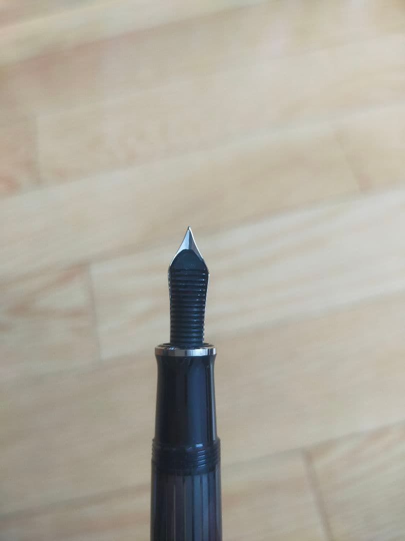 ペリカン万年筆　スーベレーン　M405 EFニブ