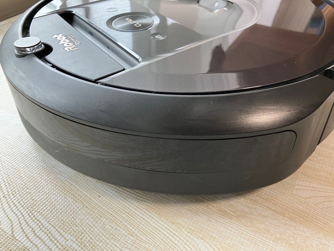 ルンバ　Roomba i7+ ロボット掃除機 本体のみ　初期化済み　訳あり