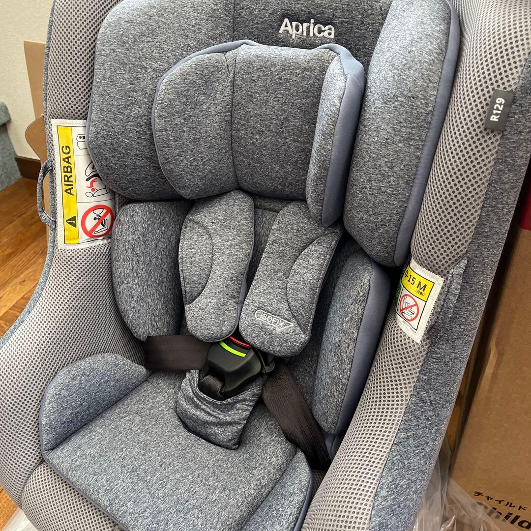 【美品】Aprica クルリラ プラス ライト R129 チャイルドシート