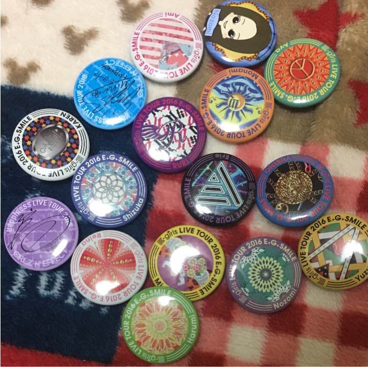 E-girls ミニ缶バッチ