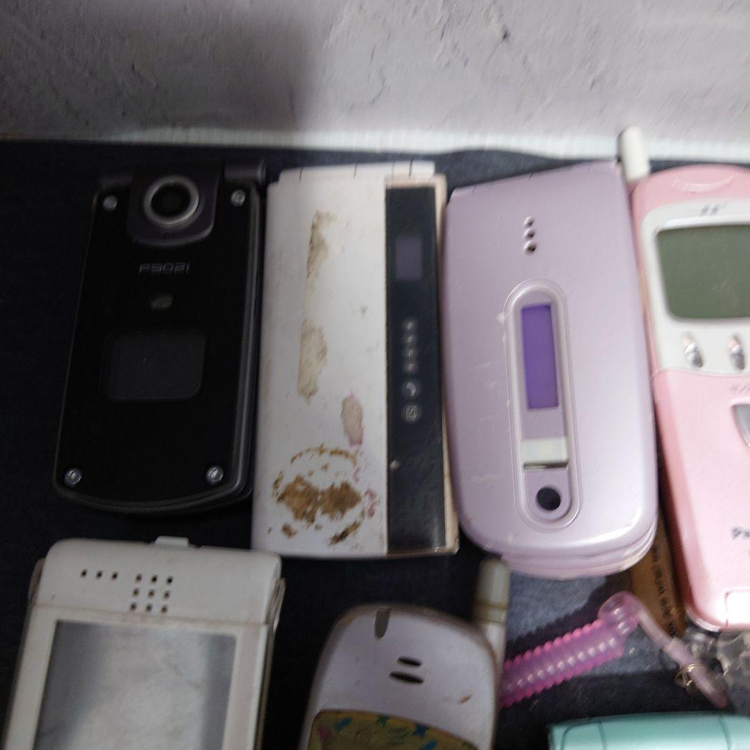 ①ジャンク ガラケー 現状渡し 部品取り 22個 まとめ