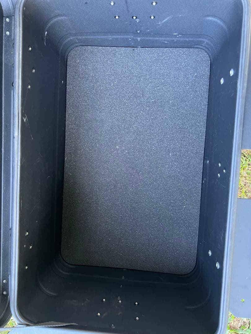 47LアルミコンテナボックスフルーセットブラックIGT対応 折り畳み式テーブル