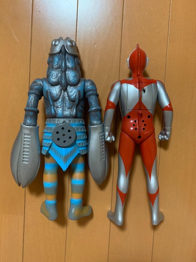 【動作確認済み】サウンドバトラー（ウルトラマン、バルタン星人）