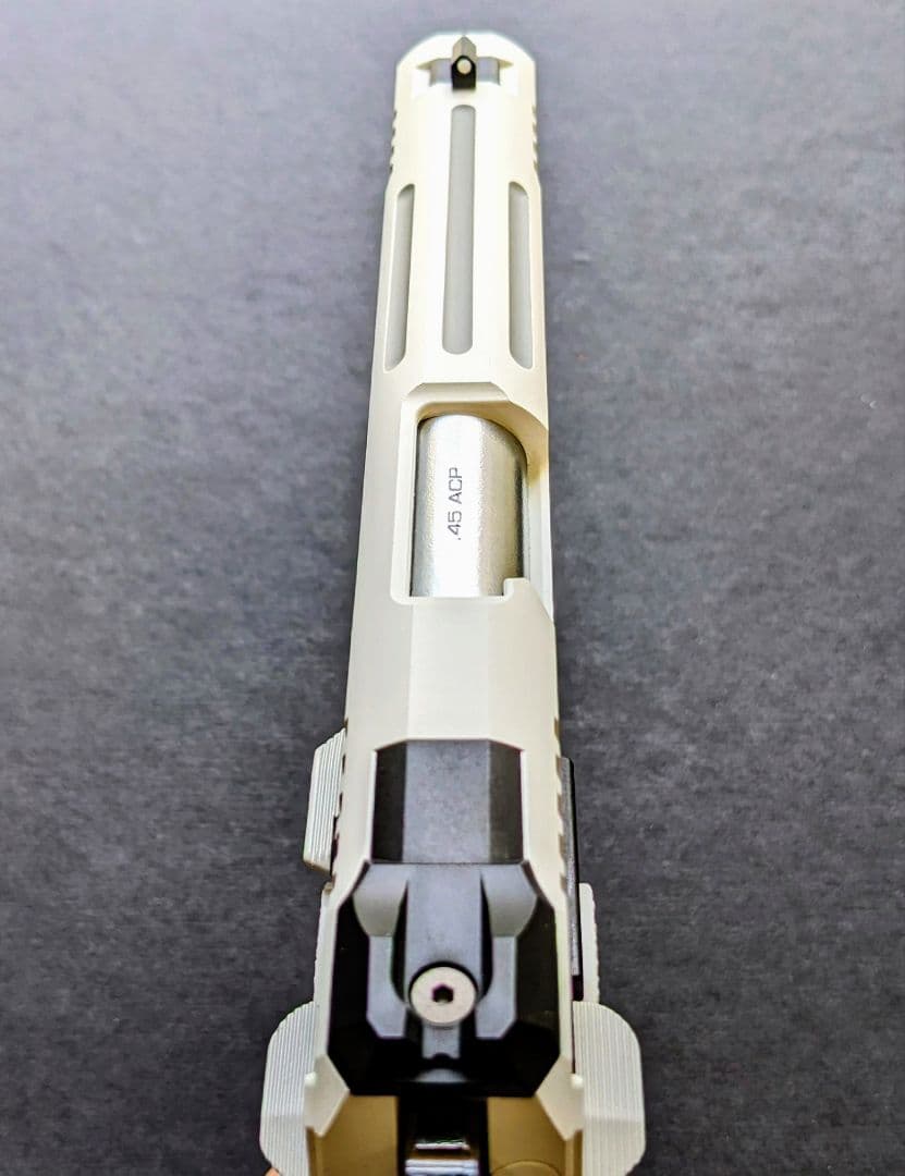 【新品・未使用】ハイキャパ ホワイト D.O.R