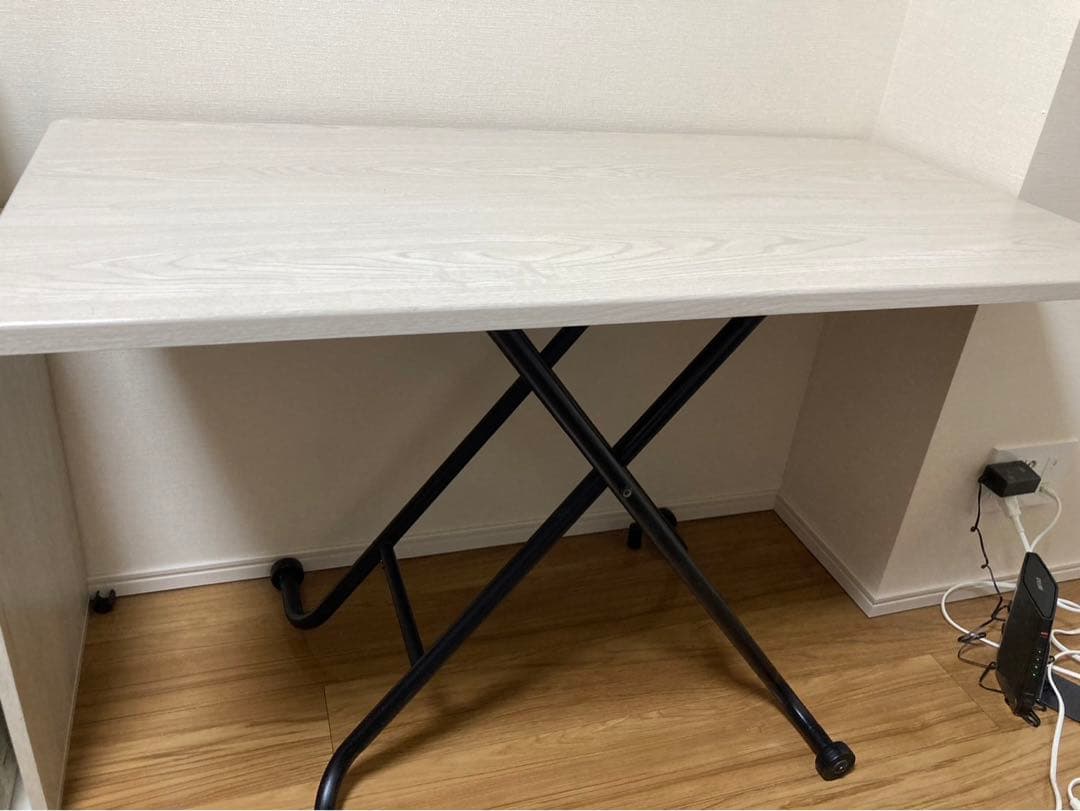 sea⭐︎:美品★昇降式テーブル