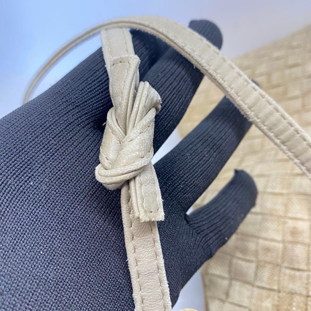 ボッテガヴェネタ イントレチャート ショルダーバッグ 麻生地 キャンバス