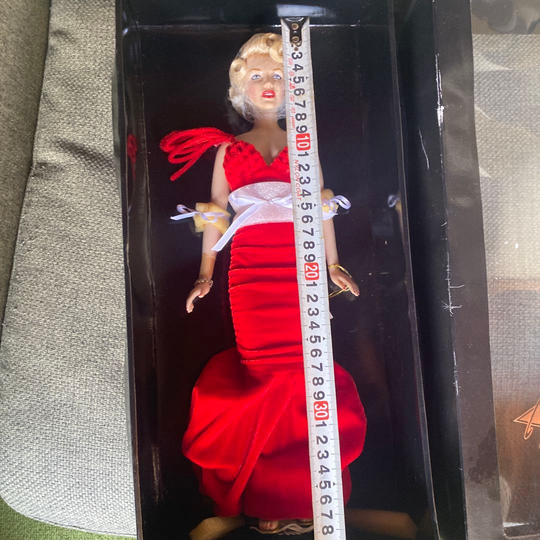 マリリン・モンロー フィギュア 赤ドレス ビンテージ　フランクリン・ミント