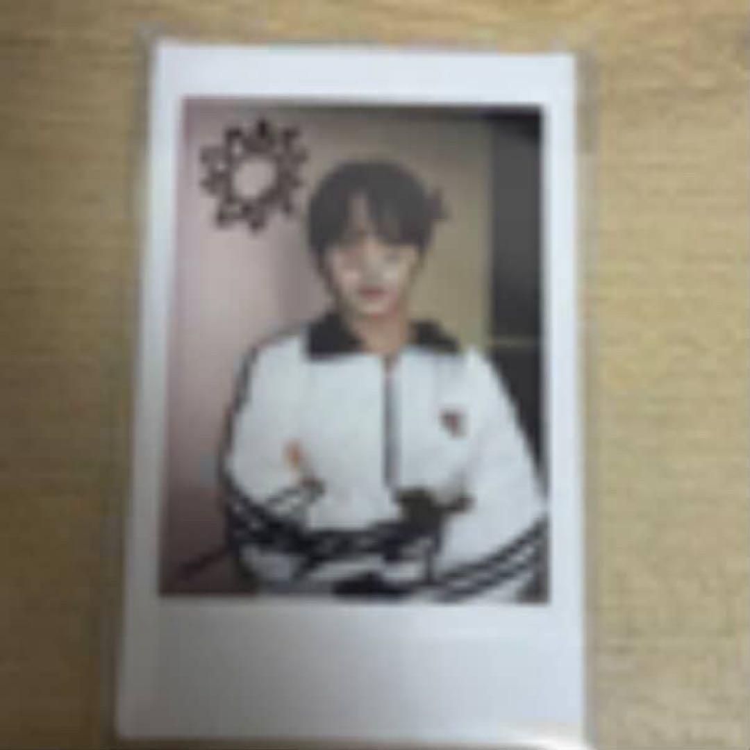 NouerA リン 直筆サイン入り チェキ ポラロイド ポラ