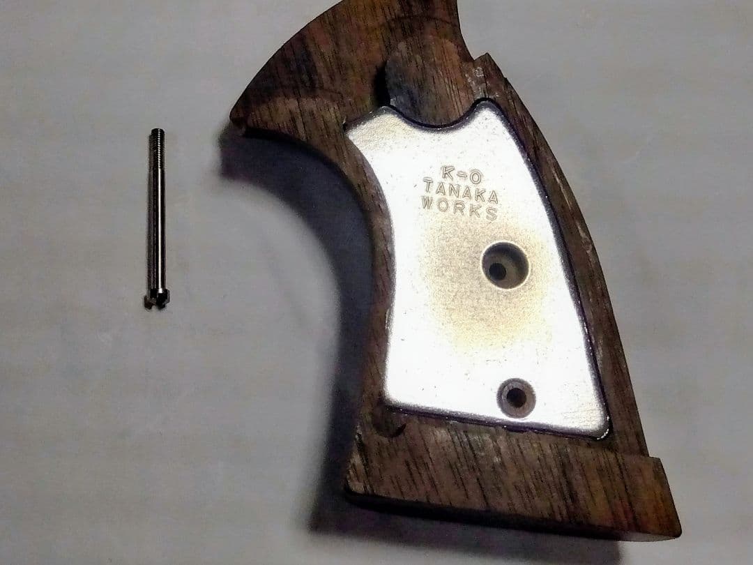 タナカワークス製 S&W Kフレーム木製グリップ （ウエイト付き）スクエアパット