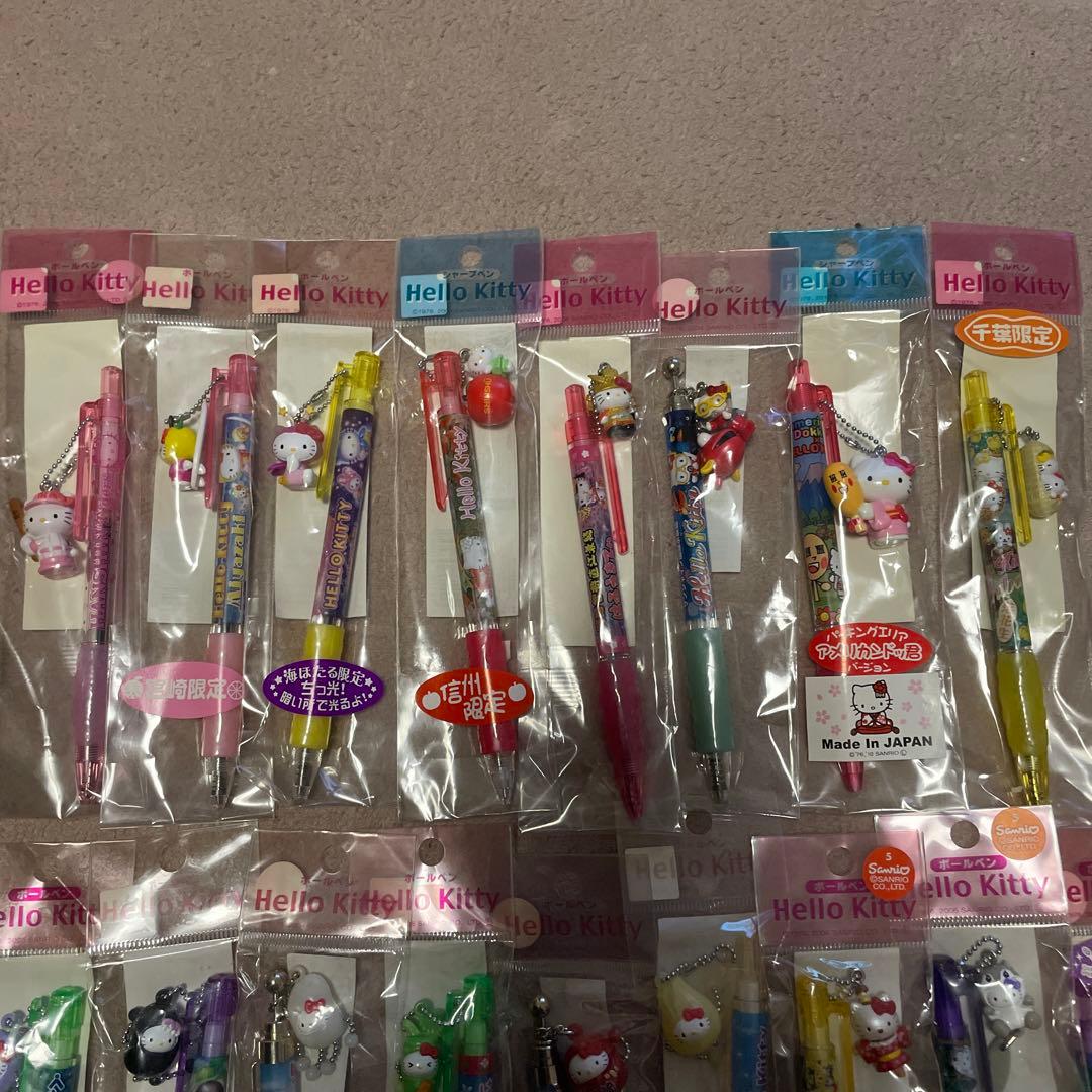 ご当地キティ　ストラップ付きボールペン　19本セット