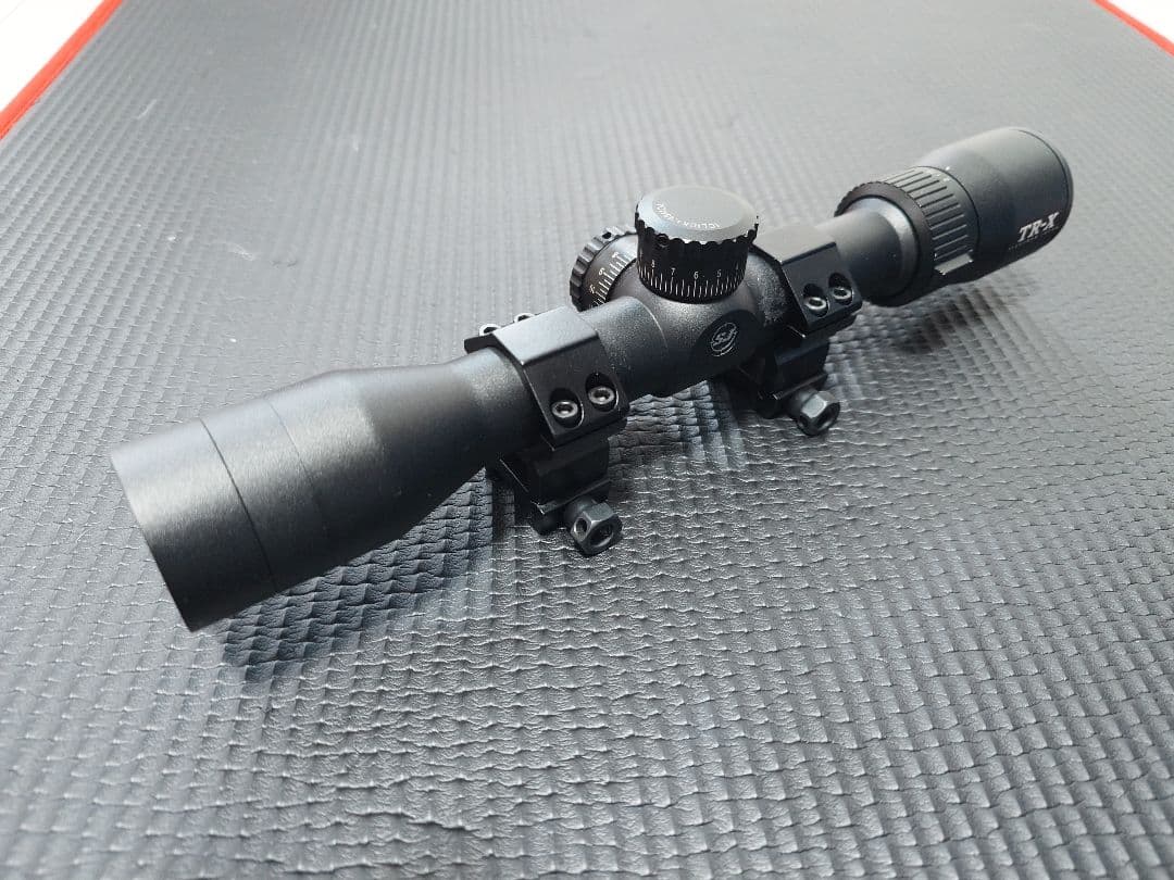 サイトロンジャパン　TR-X 1.75-4×32 CQB