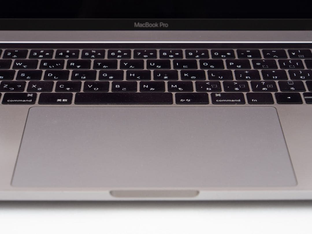 MacBook Pro 2019 15インチ i9 / 32GB / 1TB