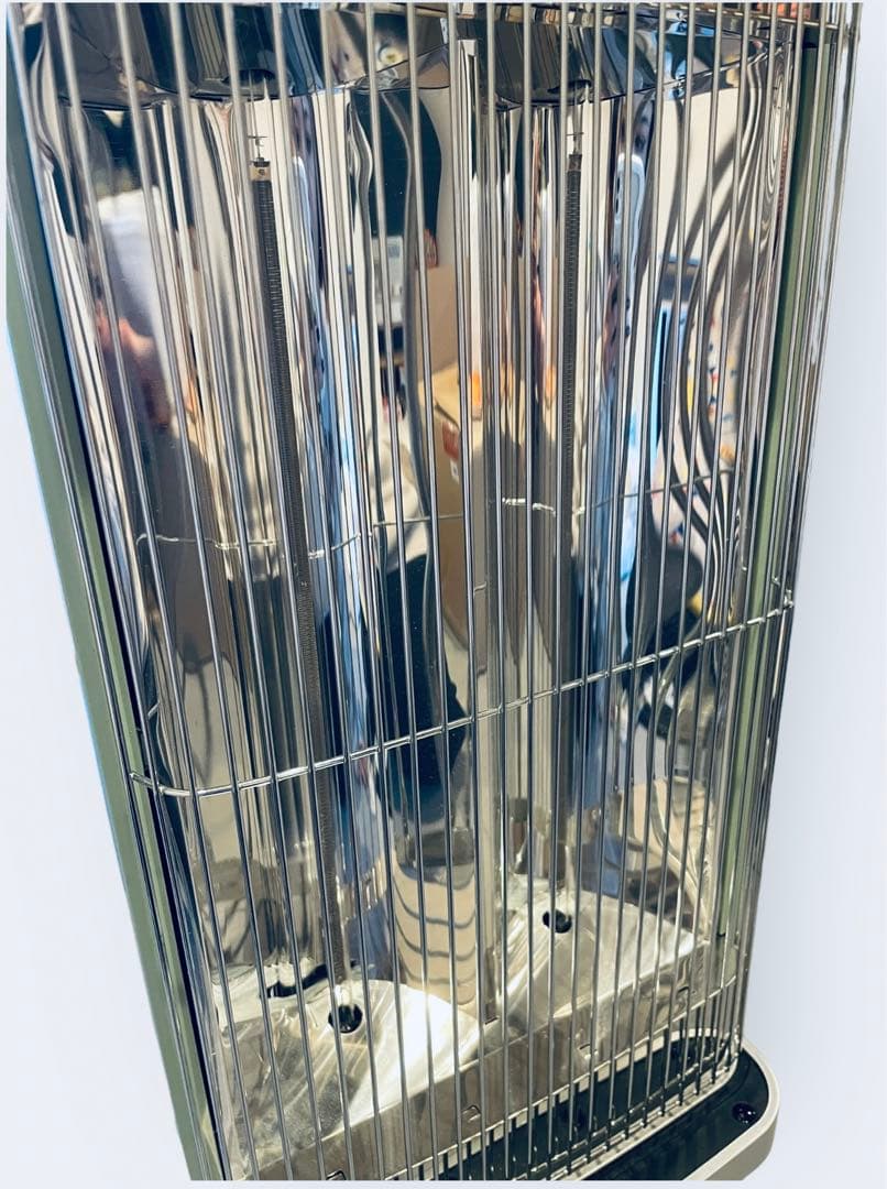 アラジン 遠赤外線グラファイトヒーター CAH-2G10A 2018年製