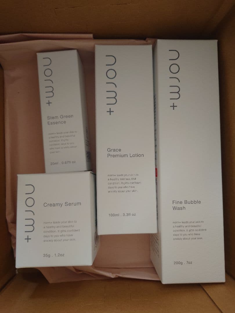 [新品★未使用未開封] 愛沢えみりプロデュースのnorm+ 4個セット