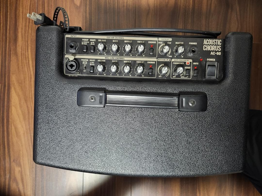 Roland AC-60 アコースティックギターアンプ 【美品】