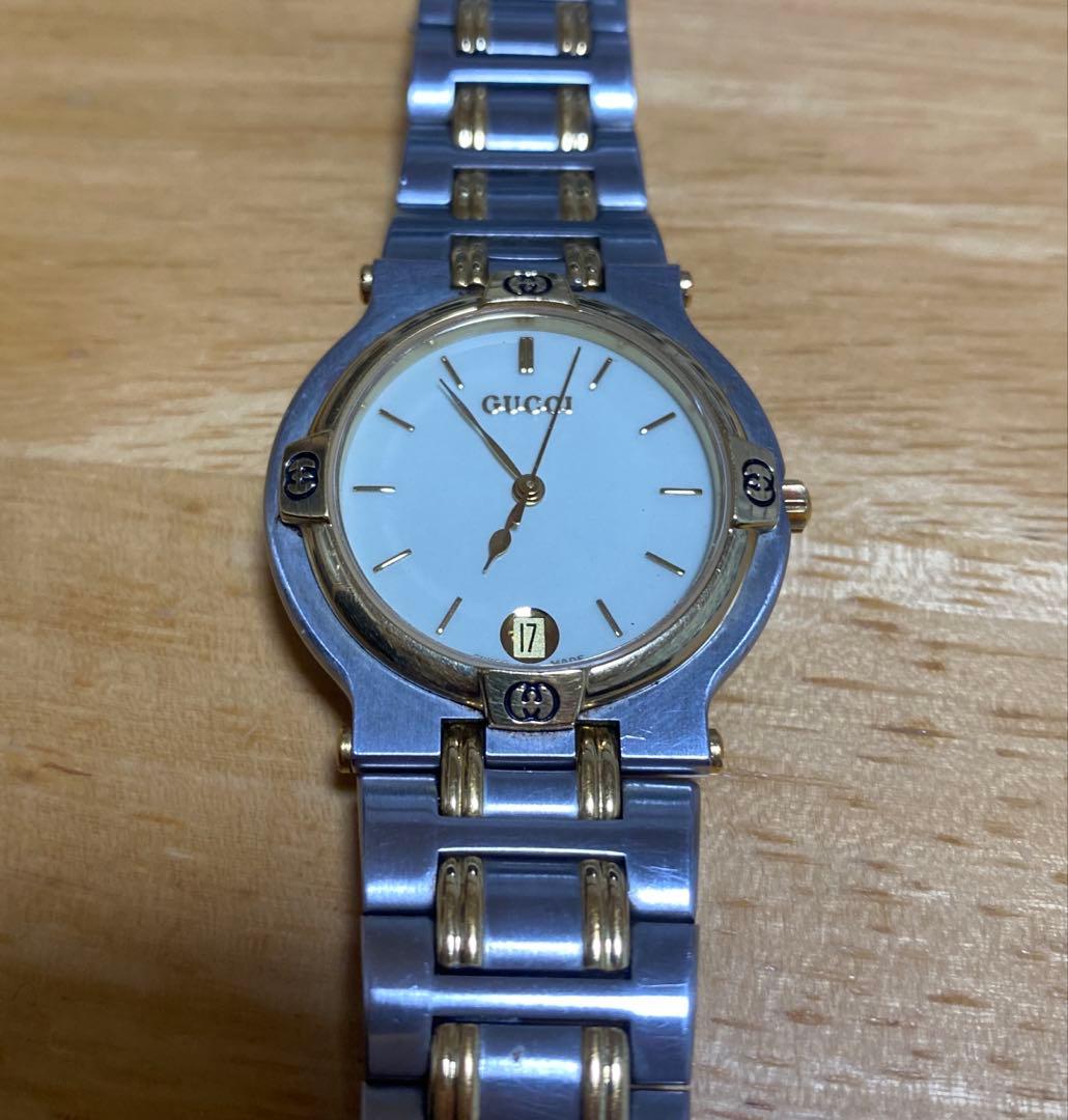 良品 GUCCI 腕時計 9000 M クオーツ デイト