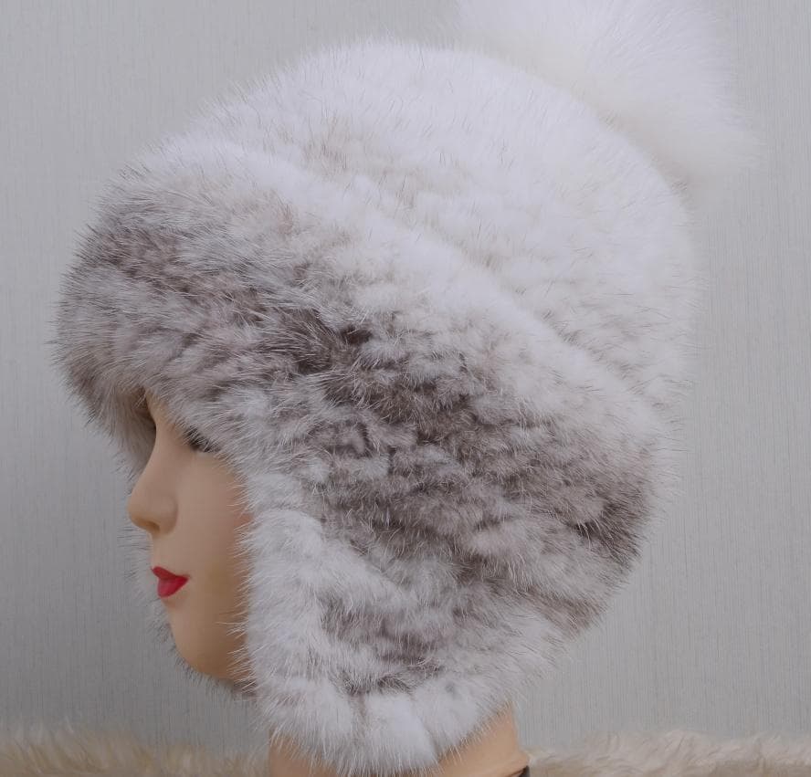 新品限定 耳あて付き上質クロスミンク編みこみ帽子フォックスポンポン付き毛皮ファー