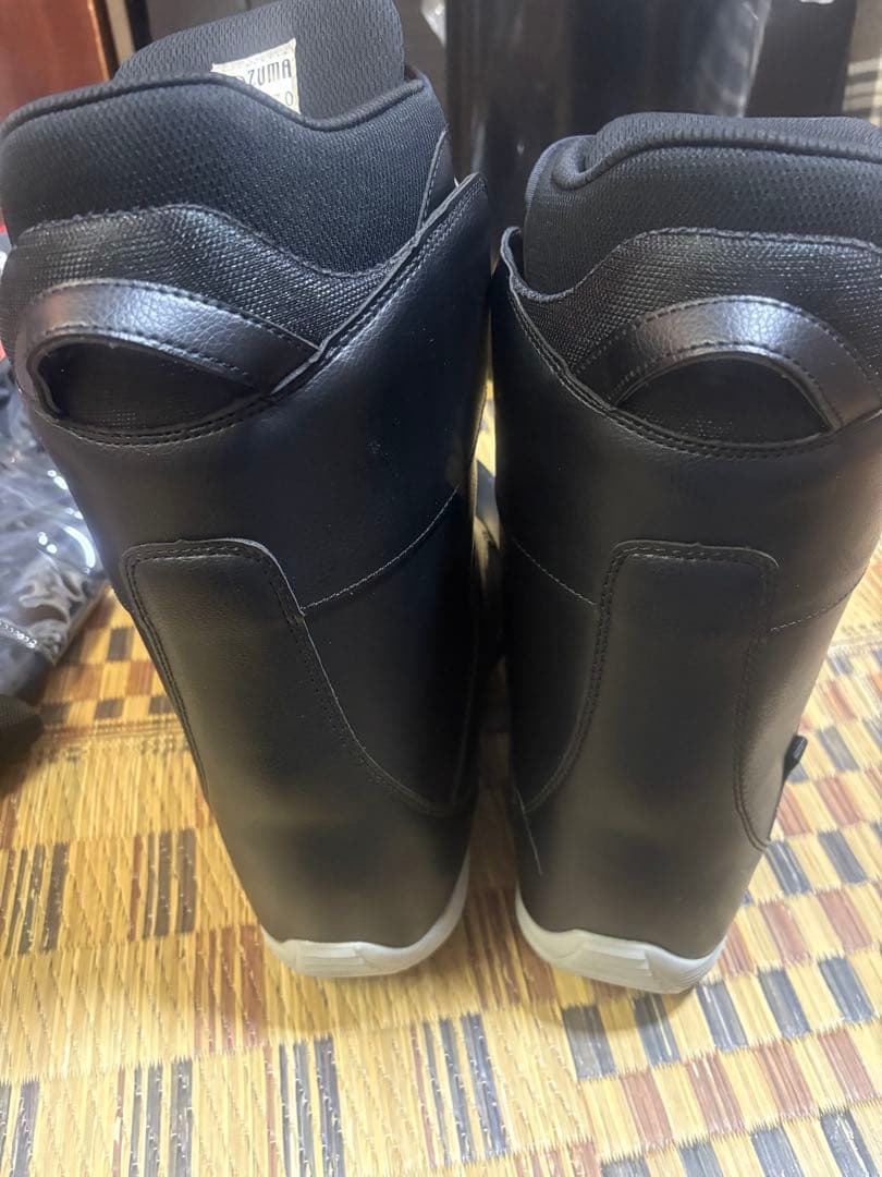 【新品】ZUMA ブラック スノーボードブーツ　ダイアル式27.0cm