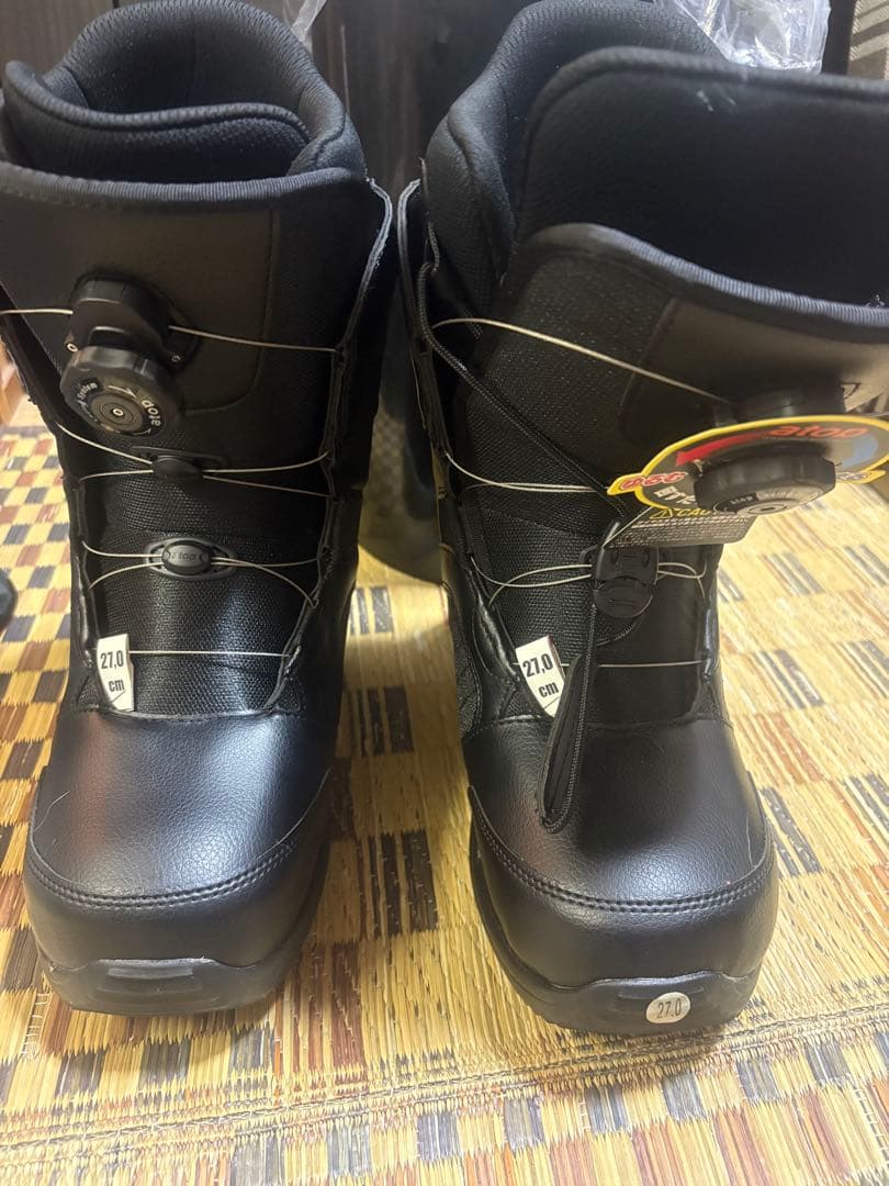 【新品】ZUMA ブラック スノーボードブーツ　ダイアル式27.0cm