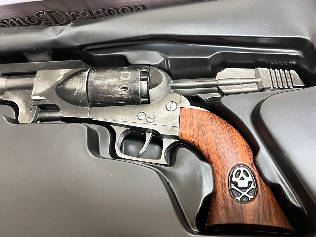 銀河鉄道999 戦士の銃 1/1スケール 刻印 ハーロック & エメラルダス