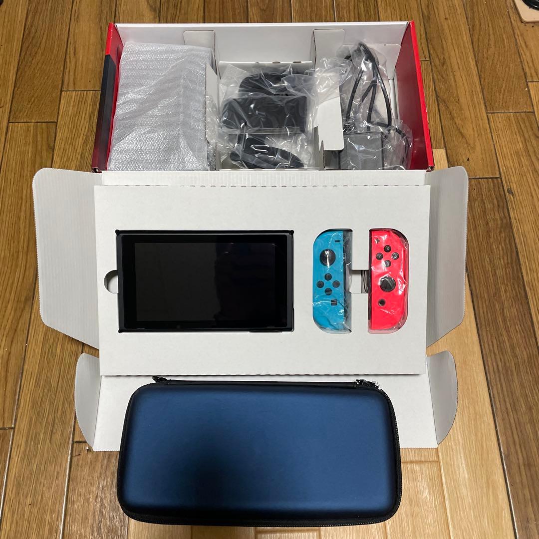 Nintendo Switch 本体 青/赤　おまけケース付き