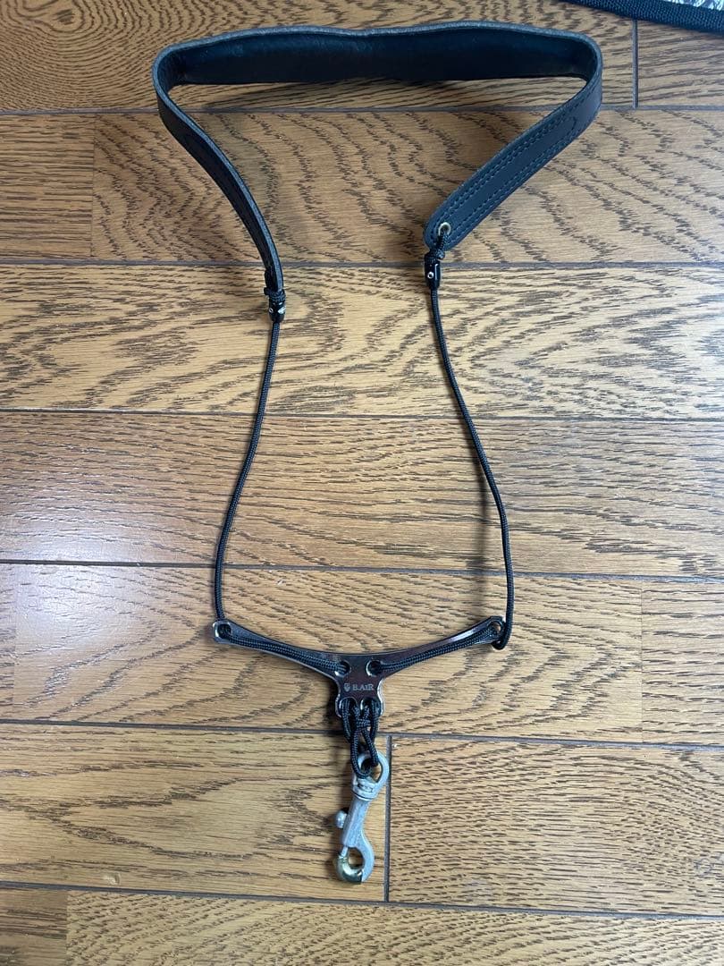 B.AIR サックスストラップ