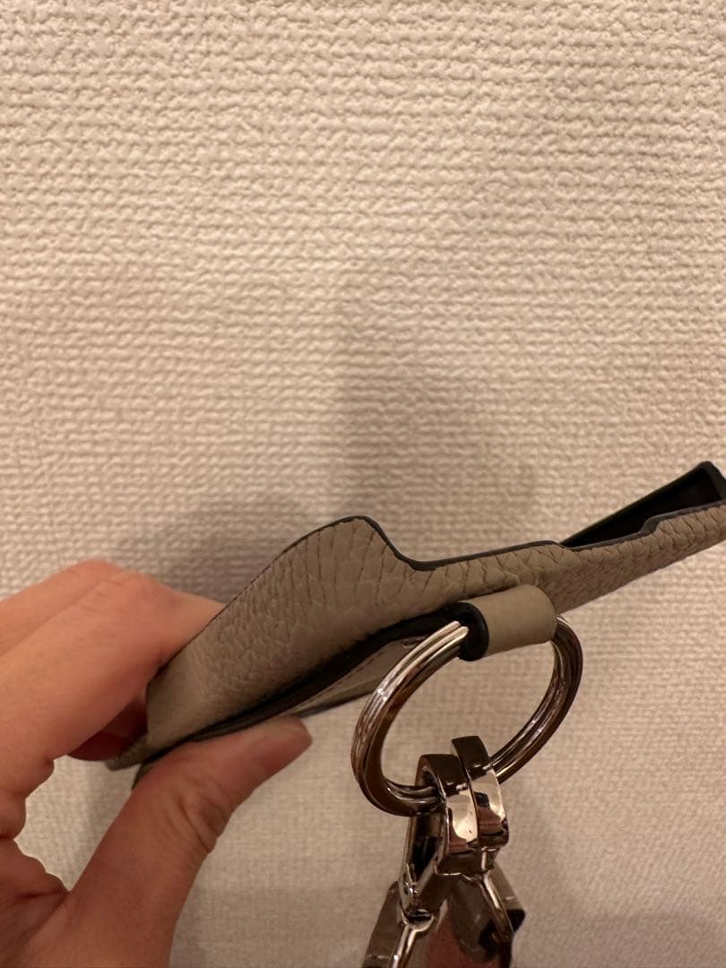 iPhone 15 Pro Max ボナペンチュラ　スマホケース＋ストラップ