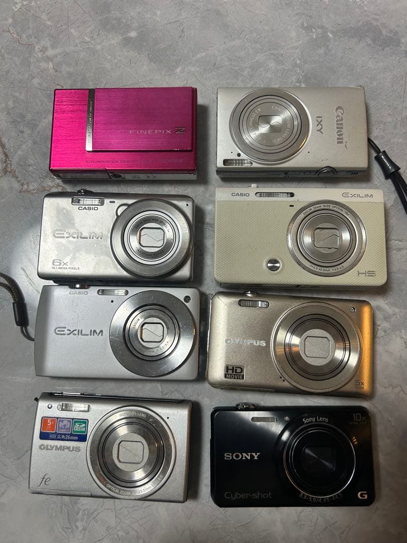 コンパクトデジカメ8台まとめ売り（ジャンク品）