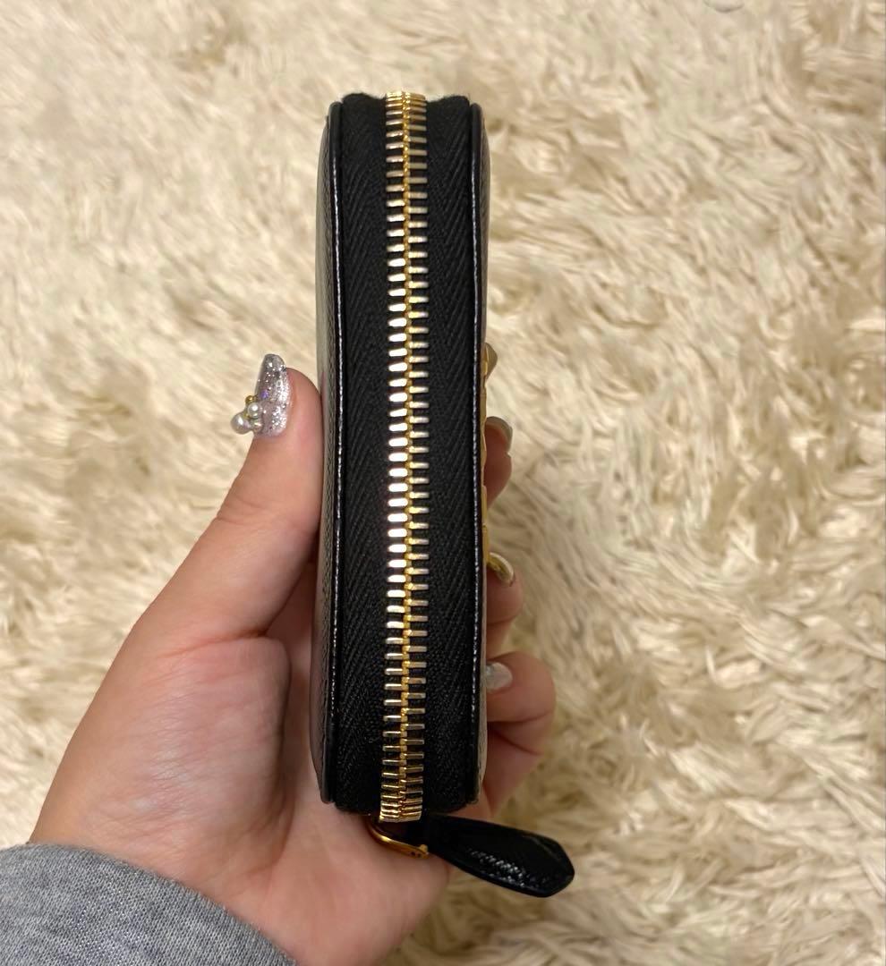 PRADA サフィアーノレザー ケース ブラック