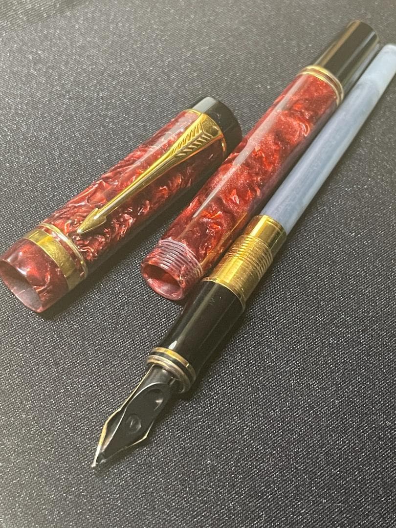 Paker パーカー ディオフォールド センテニアル マーブルレッド万年筆