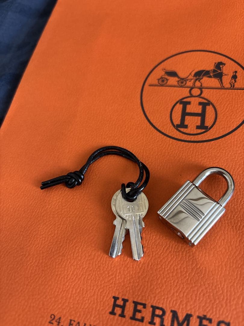 HERMES 南京錠と鍵セット