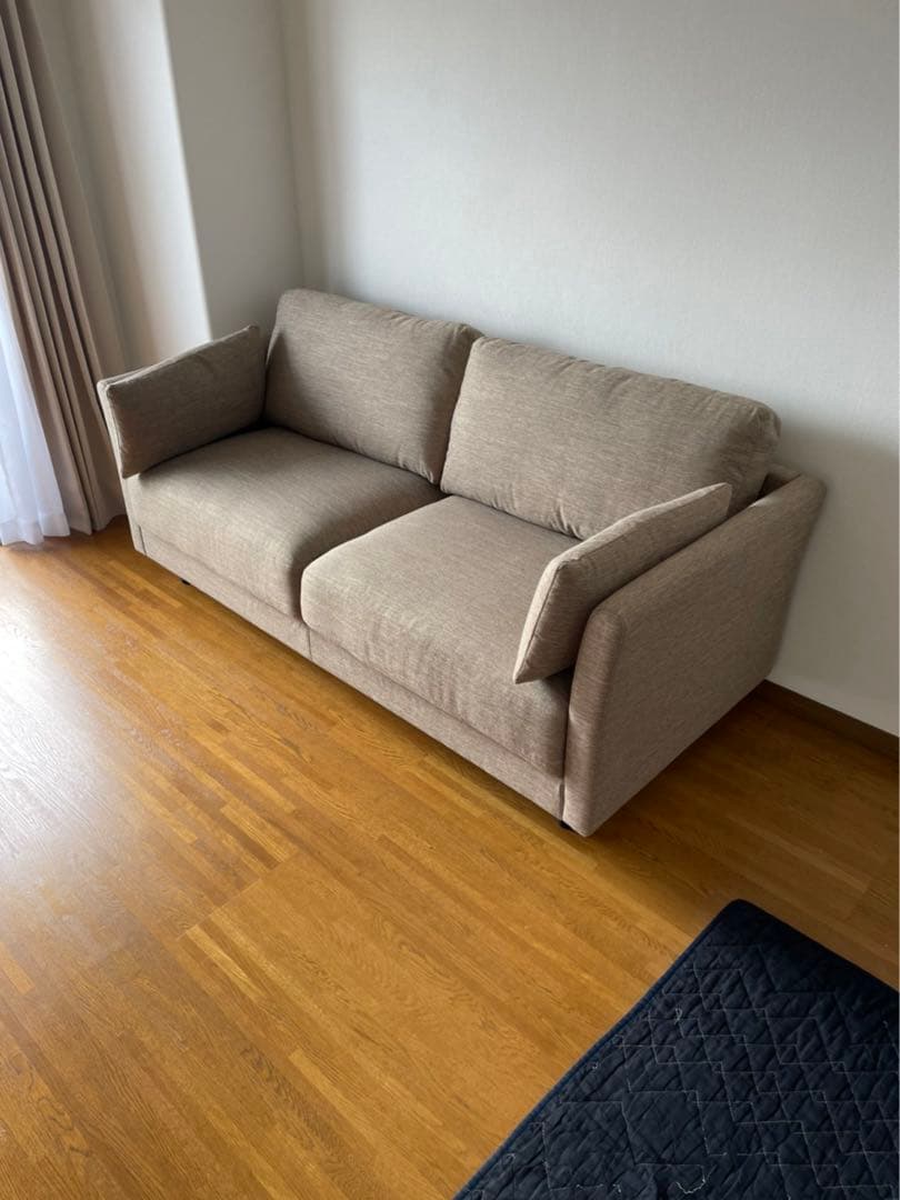 ニトリ　三人掛けソファ　(お値下げしました)