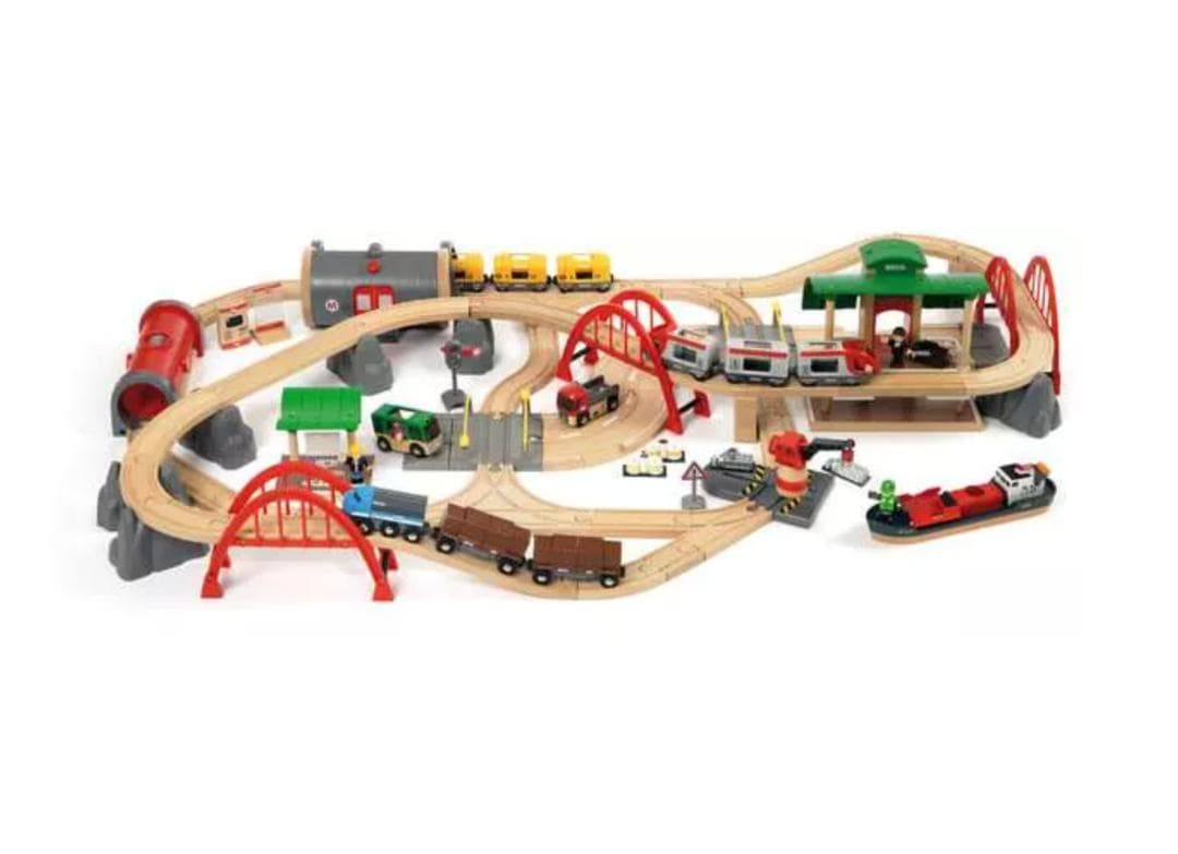 (未使用・未開封品)BRIO (ブリオ)レール&ロードデラックスセット33052