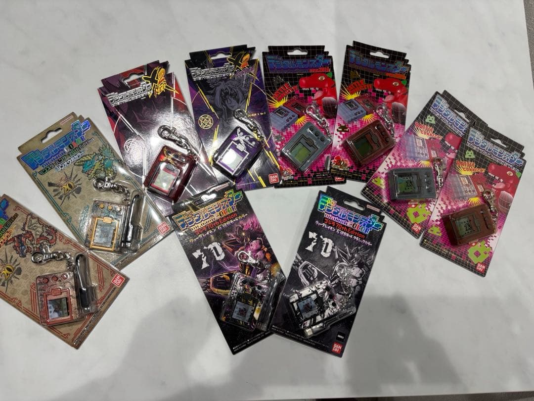 デジモン　ゴジラ　モンハン　初代　20th X2