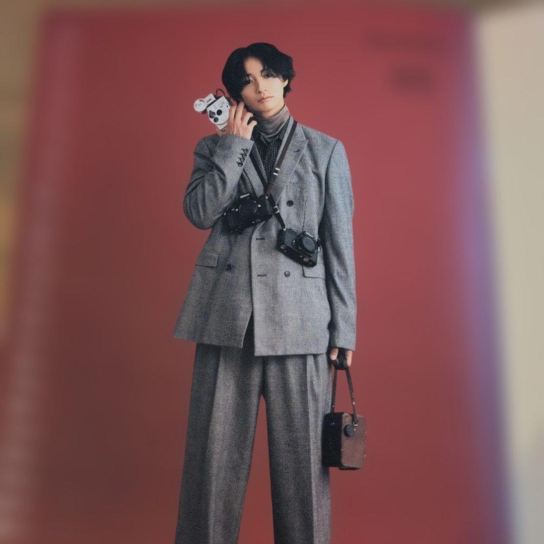 古屋呂敏さん2026年カレンダー直筆サイン 入り