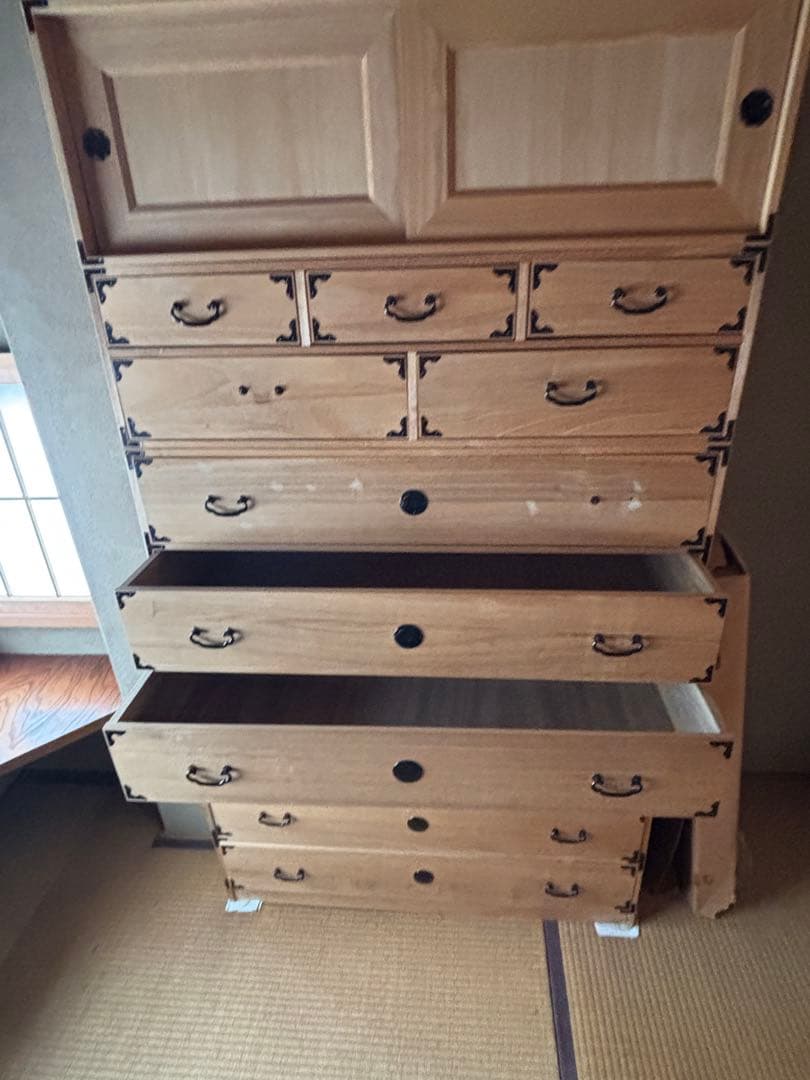 美品　昭和レトロ　9段 桐箪笥 タンス 収納 着物 和服 日本製 古家具