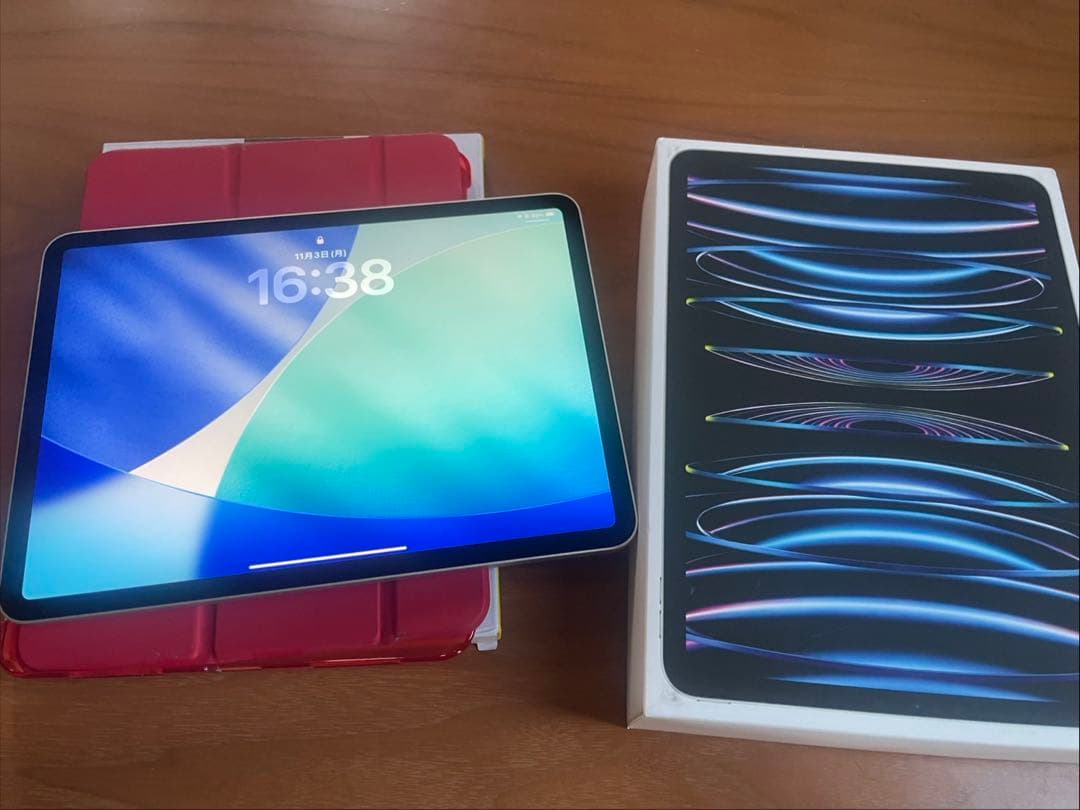 【美品】iPad Pro11inch第四世代 128GB m2搭載