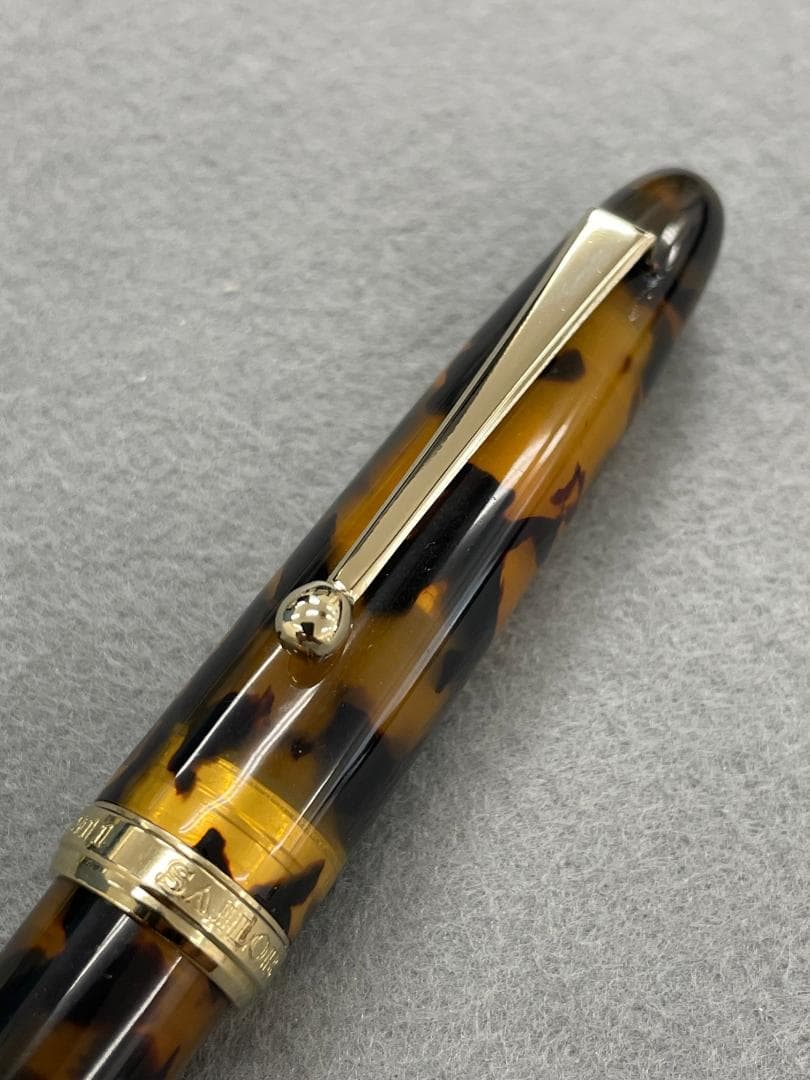 【廃盤品】SAILOR セーラーFOUNDED 1911 べっ甲柄 万年筆