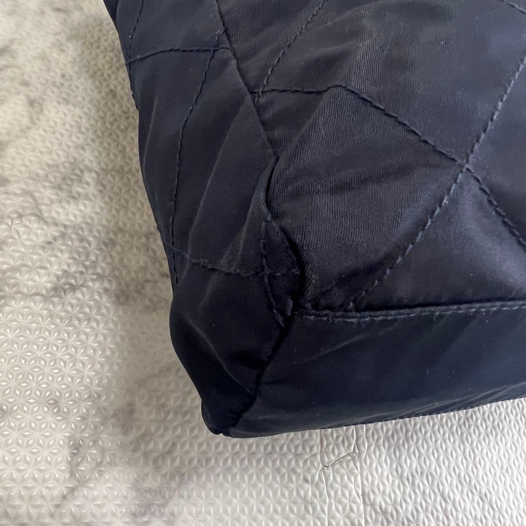 プラダ ダブルチェーン キルティング ショルダーバッグ ナイロン 三角ロゴ