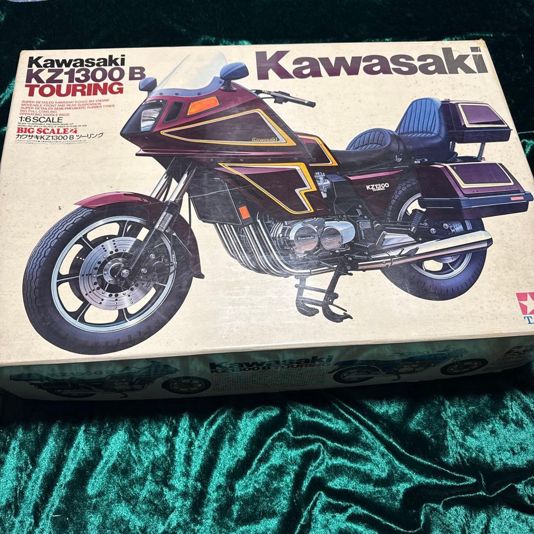 【未組立】Kawasaki KZ1300B Touring 1/6