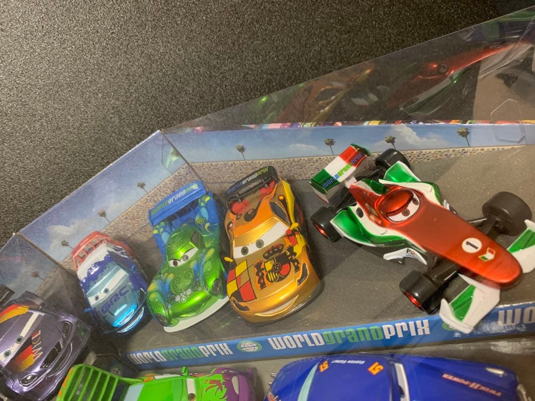 カーズ　ダイキャストカー 22台セット